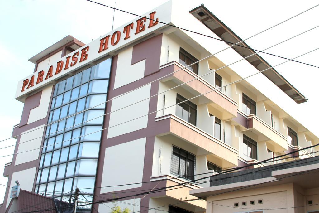 Paradise Hotel Tanjungpinang Exteriör bild